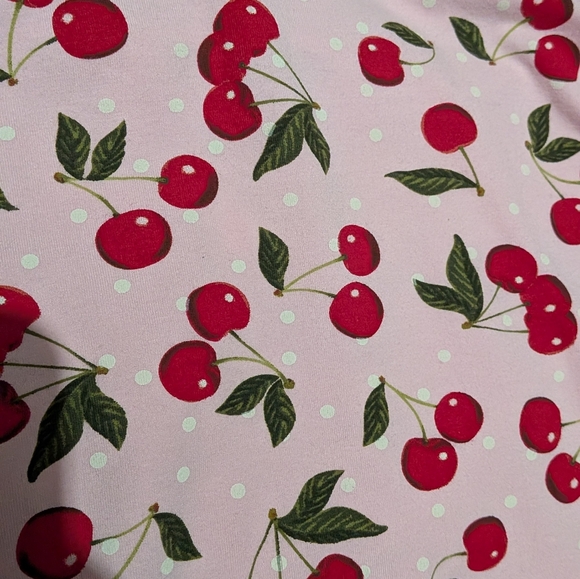 NEW Torrid Retro Chic Foxy Pink Cherry Halter Top Sz 1 NWT XL 1X - Picture 6 of 7